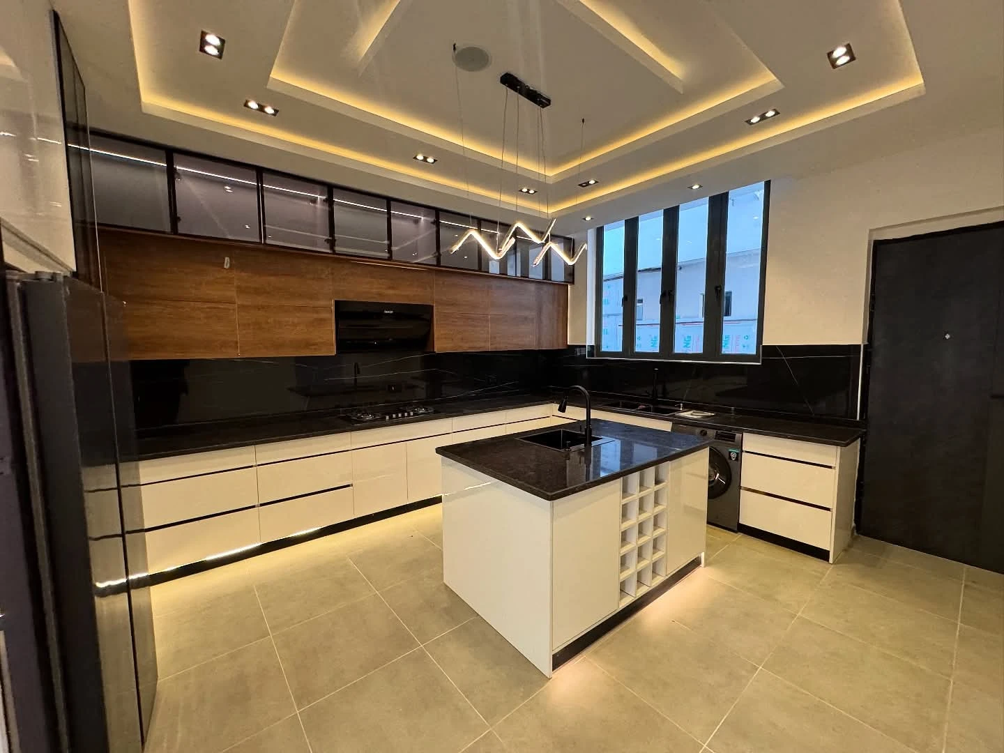 Luxury kitchen island drainage piping